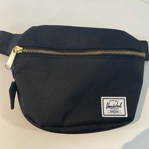 Herschel Fifteen Hip Pack belt bag in black canvas
